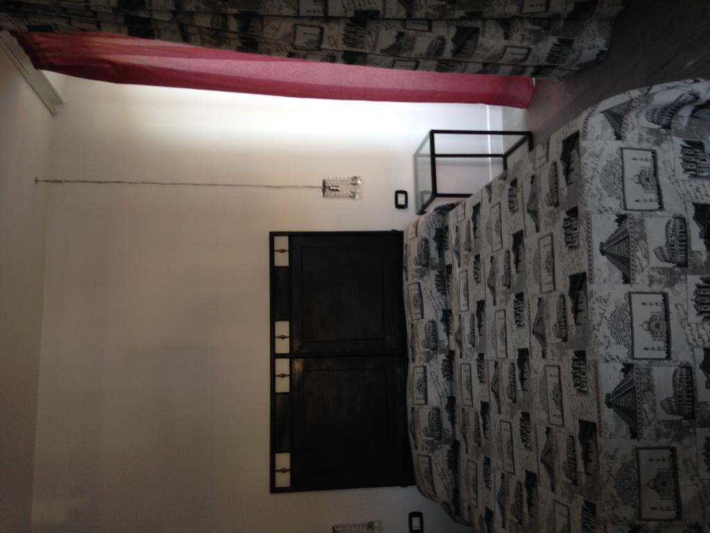 5Rooms Rom Rum bild